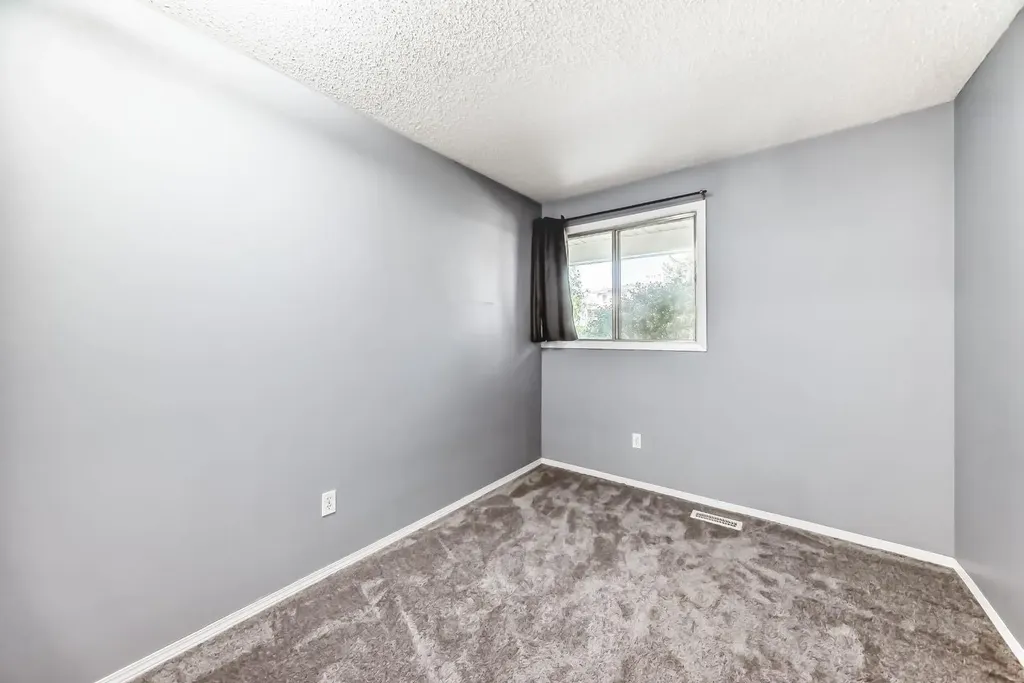 3015 51 Street SW Calgary AB T3E 6N5
