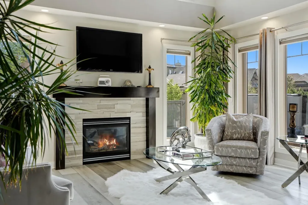 105 Cranridge Heights SE Calgary AB T3M0C1