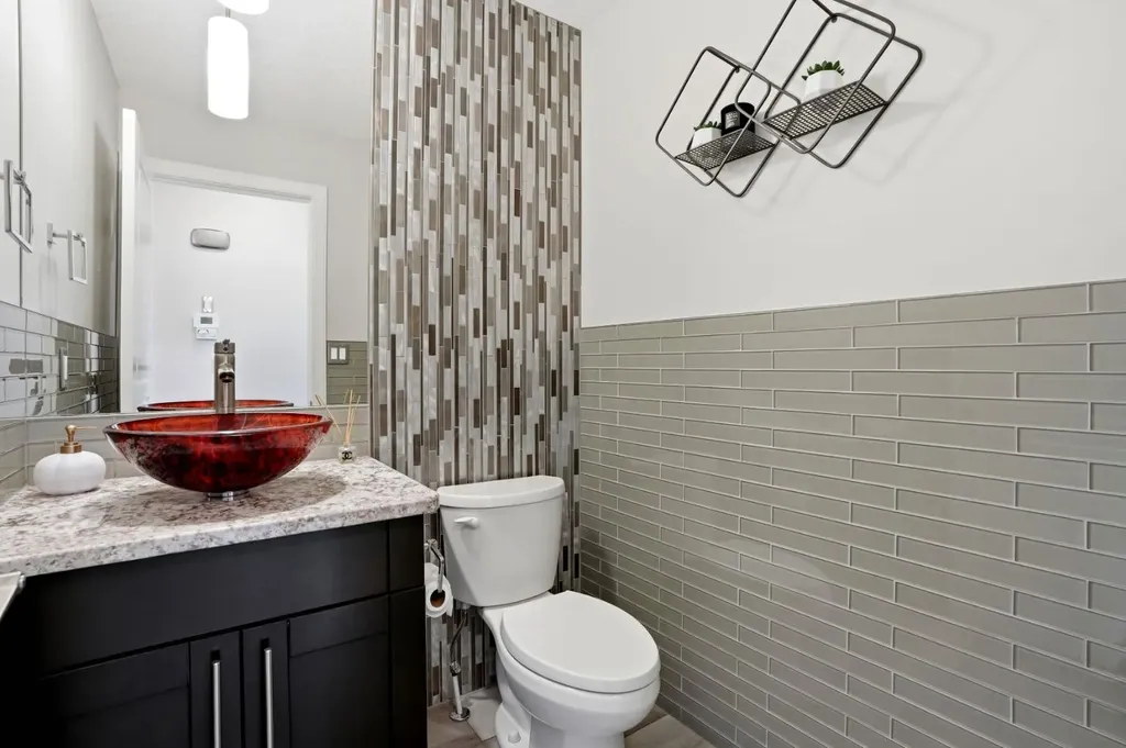 105 Cranridge Heights SE Calgary AB T3M0C1