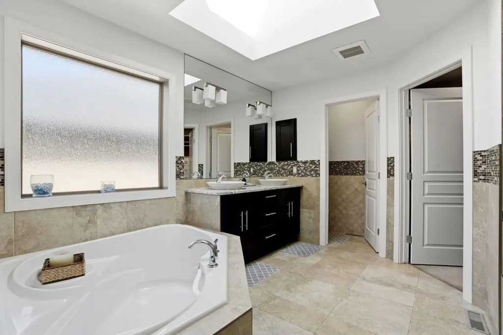 105 Cranridge Heights SE Calgary AB T3M0C1