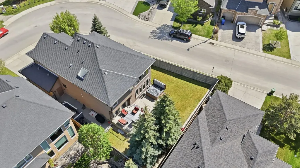 105 Cranridge Heights SE Calgary AB T3M0C1