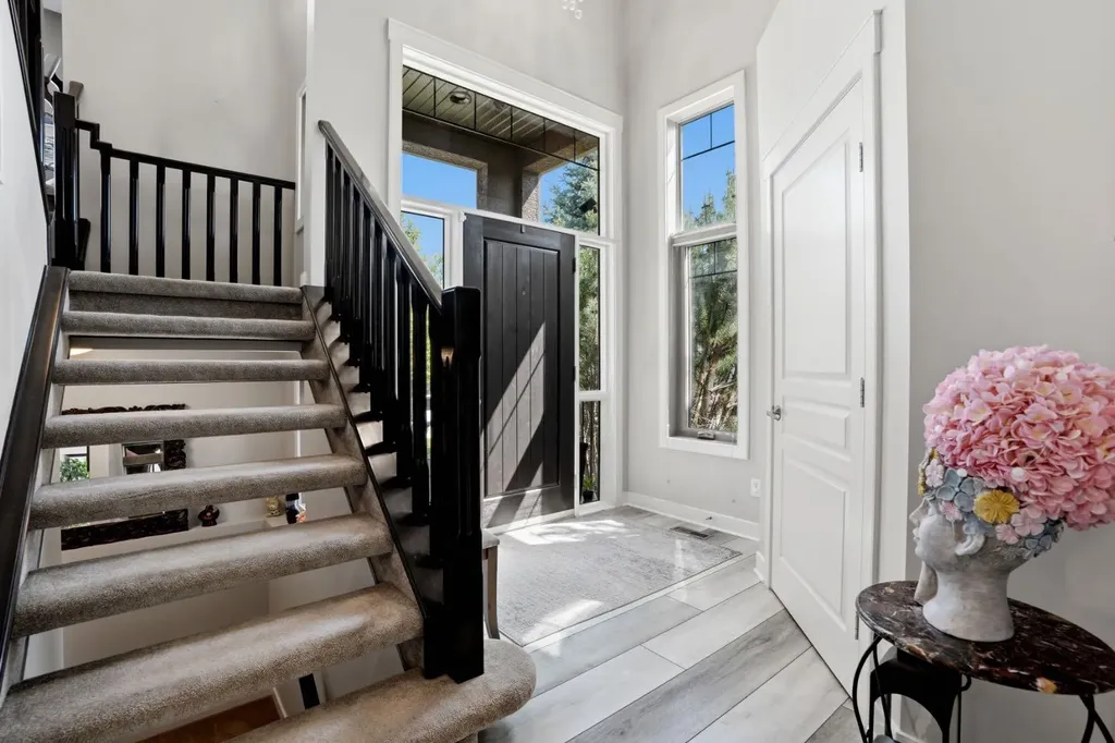 105 Cranridge Heights SE Calgary AB T3M0C1
