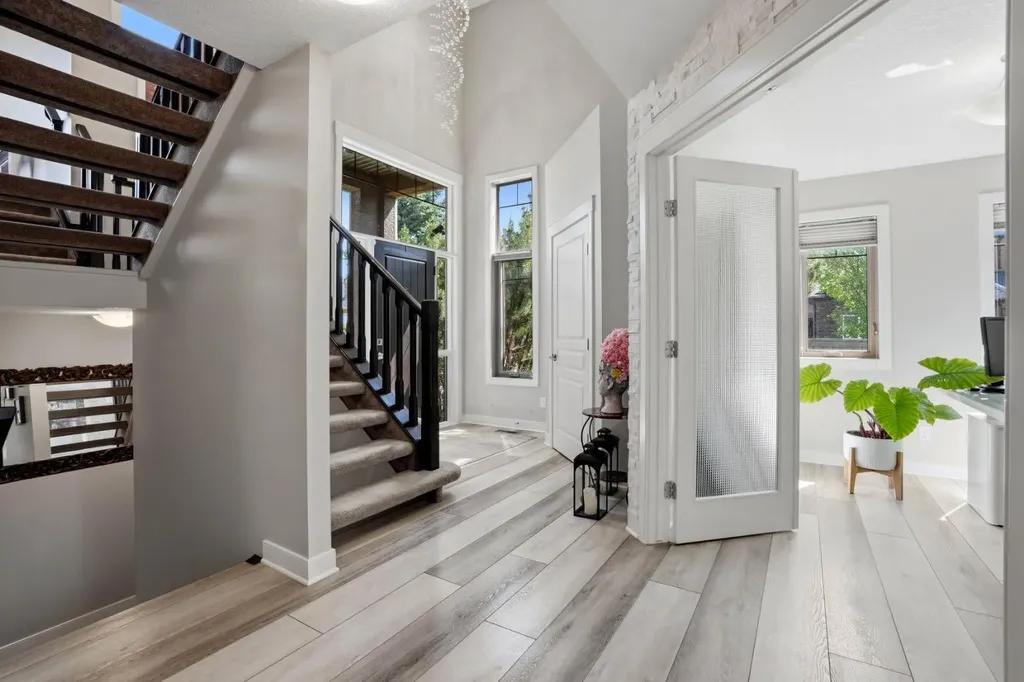 105 Cranridge Heights SE Calgary AB T3M0C1