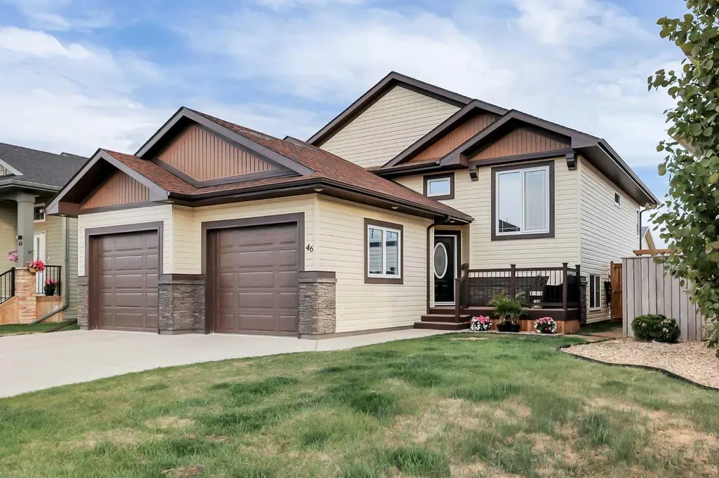 46 Mackenzie Crescent Lacombe AB T4L 0B2