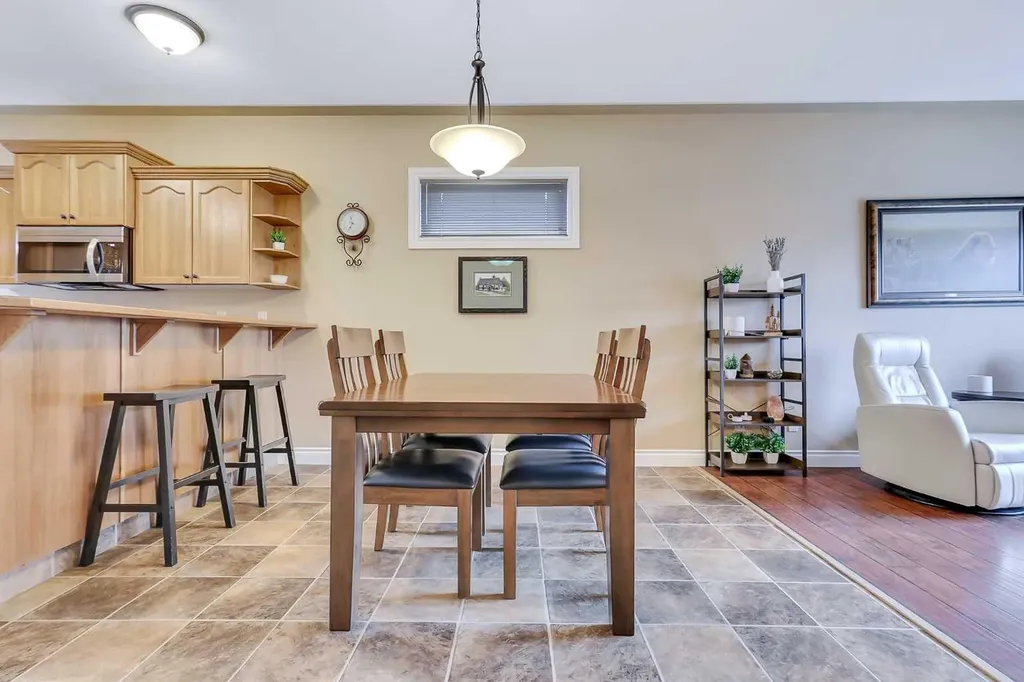 46 Mackenzie Crescent Lacombe AB T4L 0B2