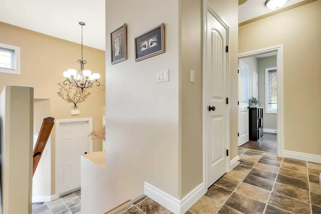 46 Mackenzie Crescent Lacombe AB T4L 0B2