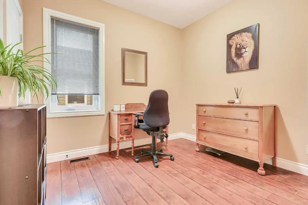 46 Mackenzie Crescent Lacombe AB T4L 0B2
