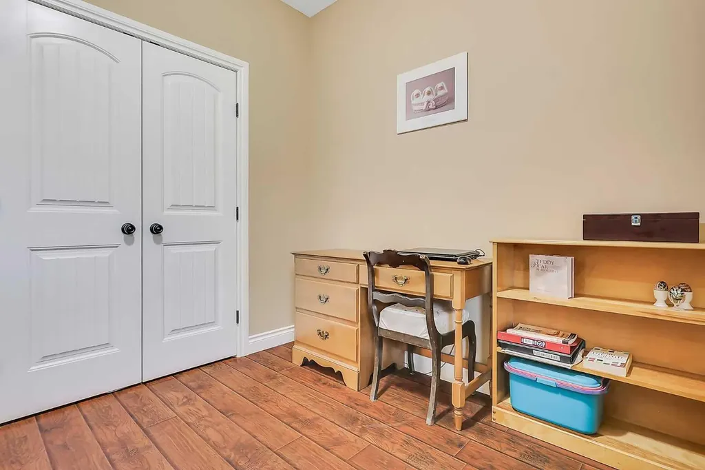 46 Mackenzie Crescent Lacombe AB T4L 0B2