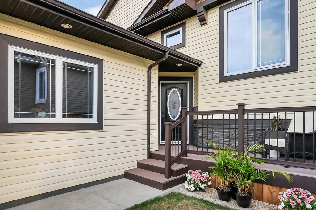46 Mackenzie Crescent Lacombe AB T4L 0B2