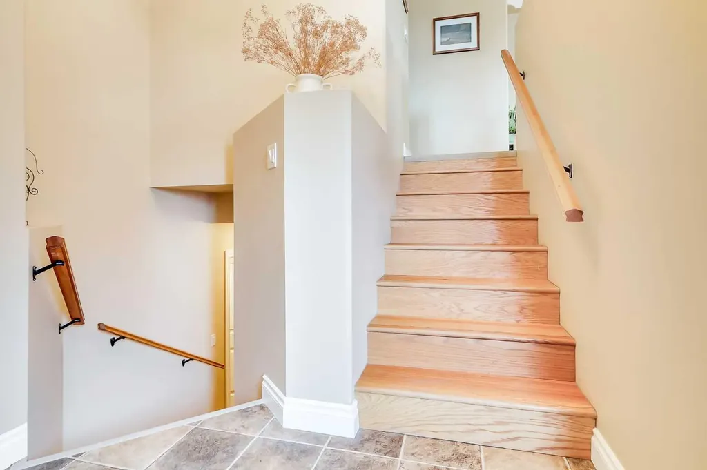 46 Mackenzie Crescent Lacombe AB T4L 0B2