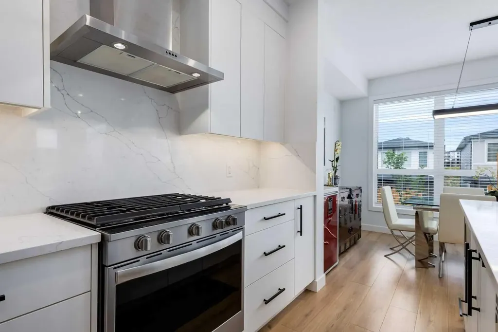 7820 Spring Willow Drive SW Calgary AB T3H 6E1