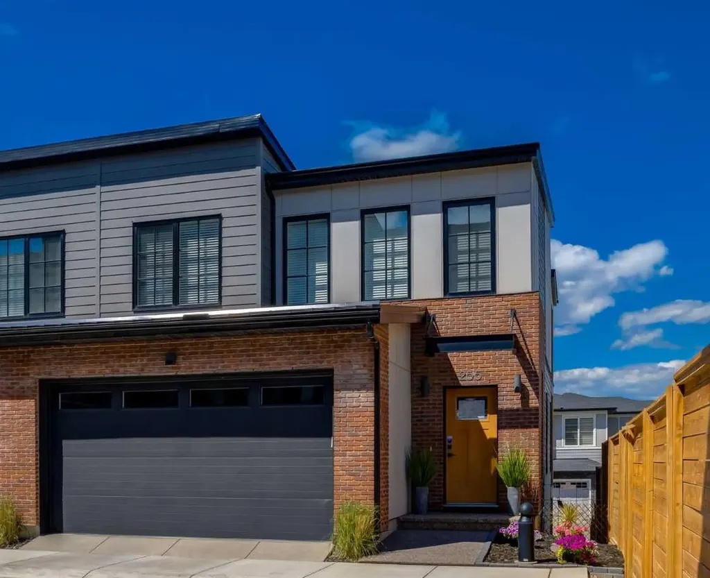 7820 Spring Willow Drive SW Calgary AB T3H 6E1