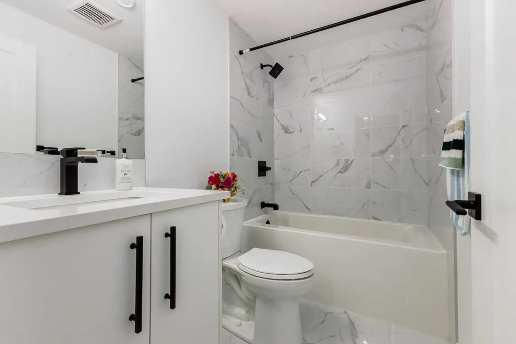 7820 Spring Willow Drive SW Calgary AB T3H 6E1