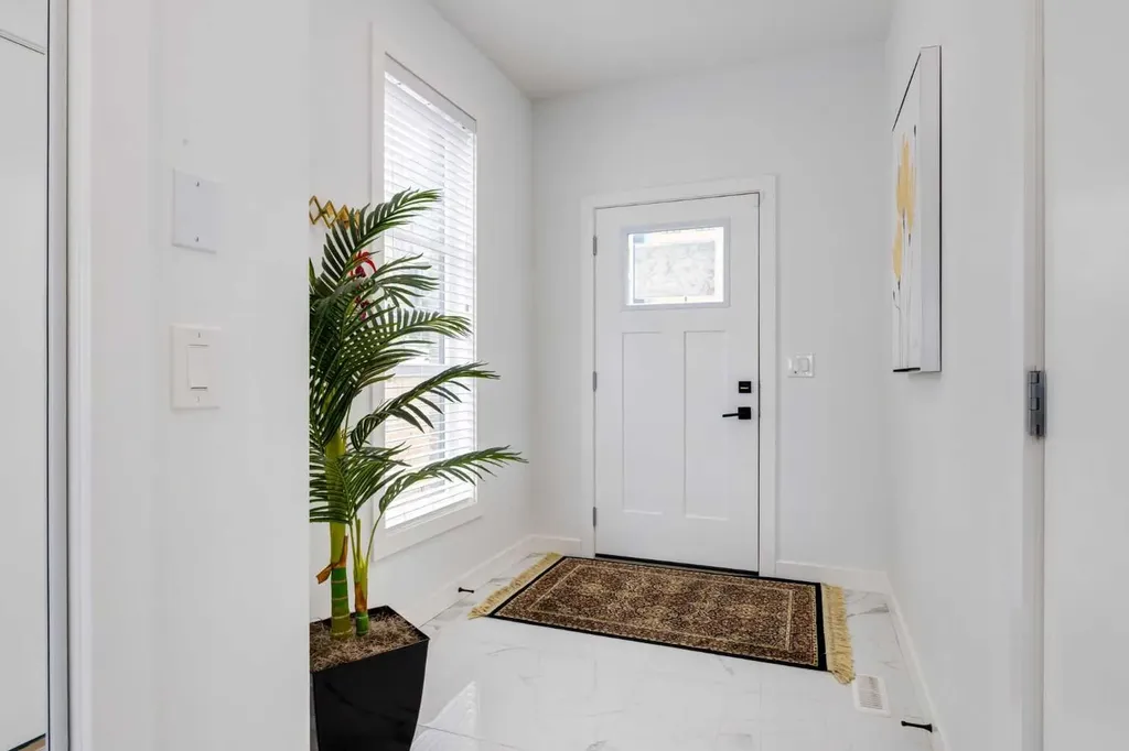 7820 Spring Willow Drive SW Calgary AB T3H 6E1