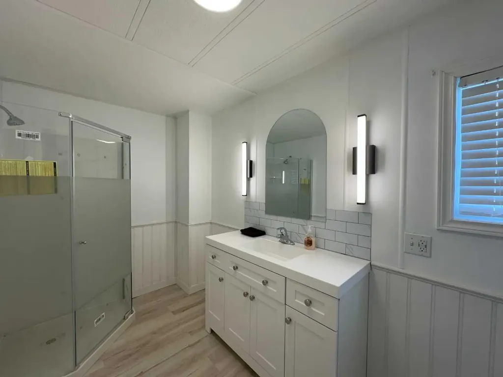 5020 Highway 2a Ponoka AB T4J 1E3
