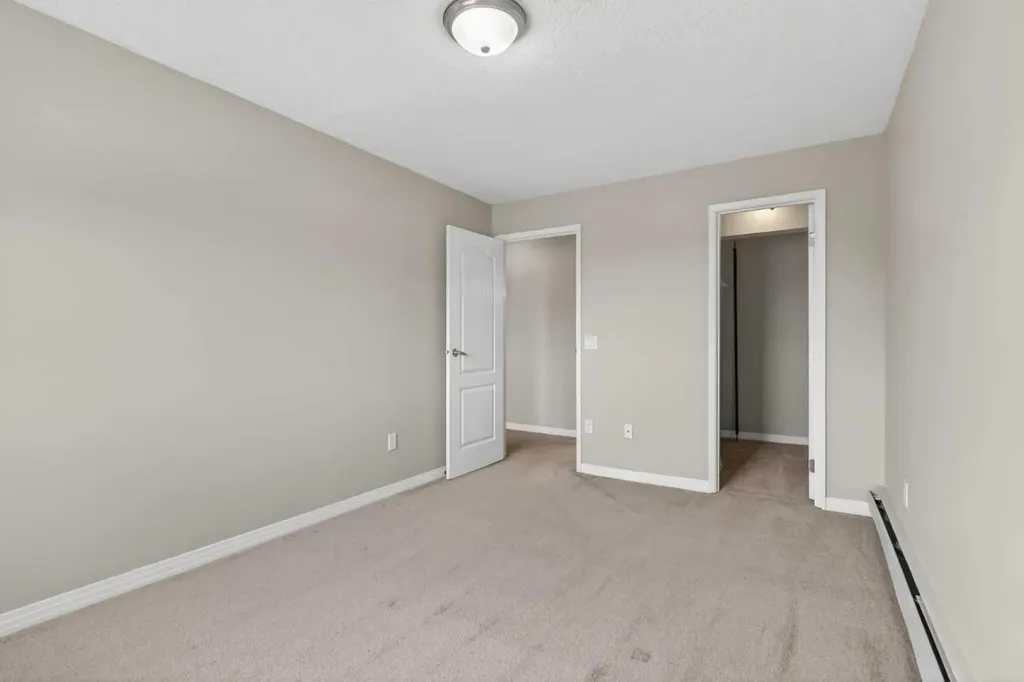 13045 6 Street SW Calgary AB T2W 5H1