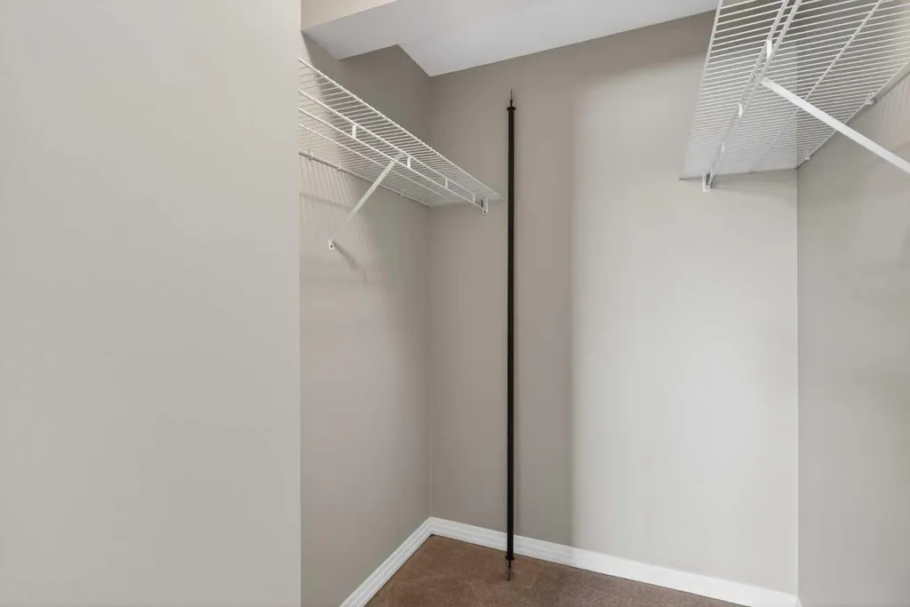 13045 6 Street SW Calgary AB T2W 5H1