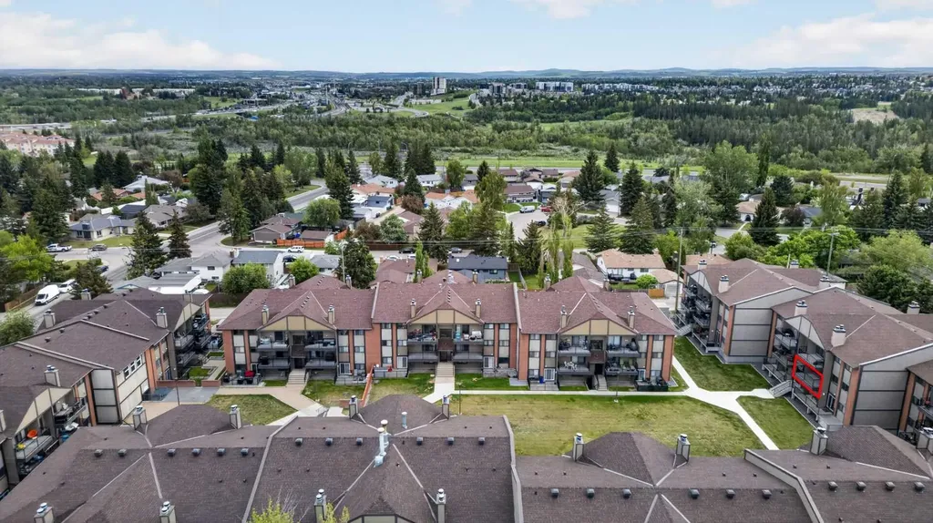 13045 6 Street SW Calgary AB T2W 5H1
