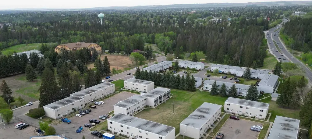 4719 33 Street Red Deer AB T4N 0N7