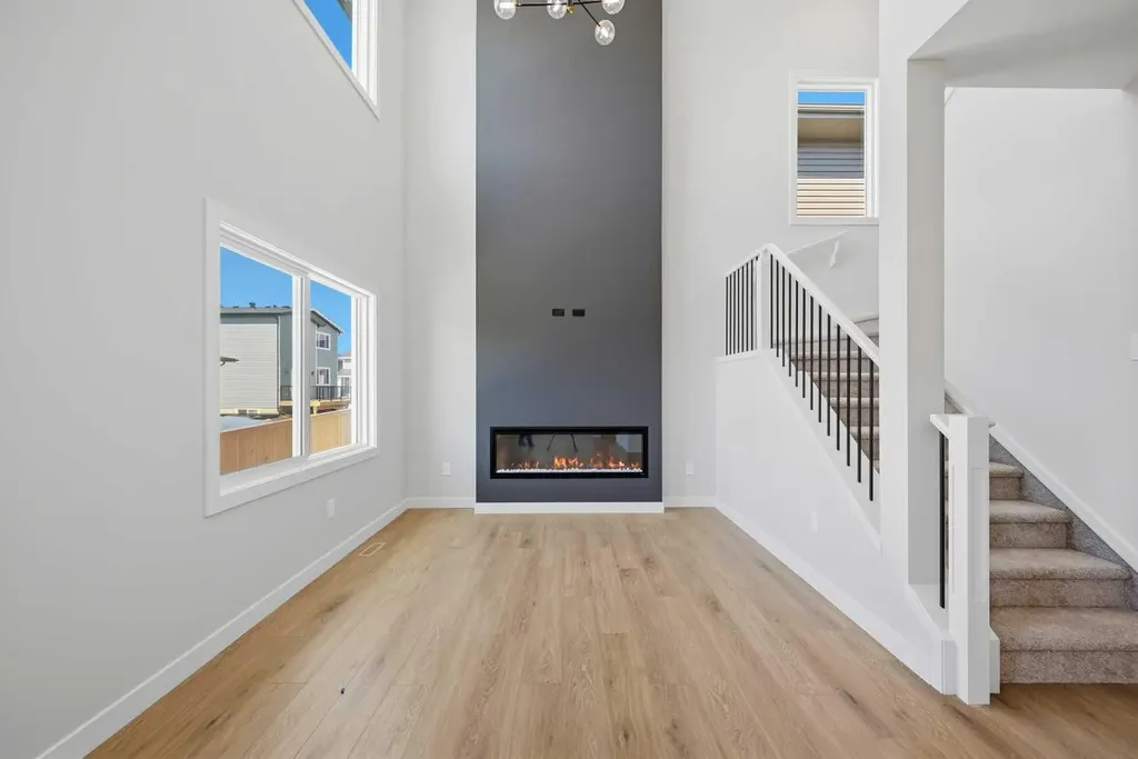 46 Waterford Mews Chestermere AB T1X 3B6