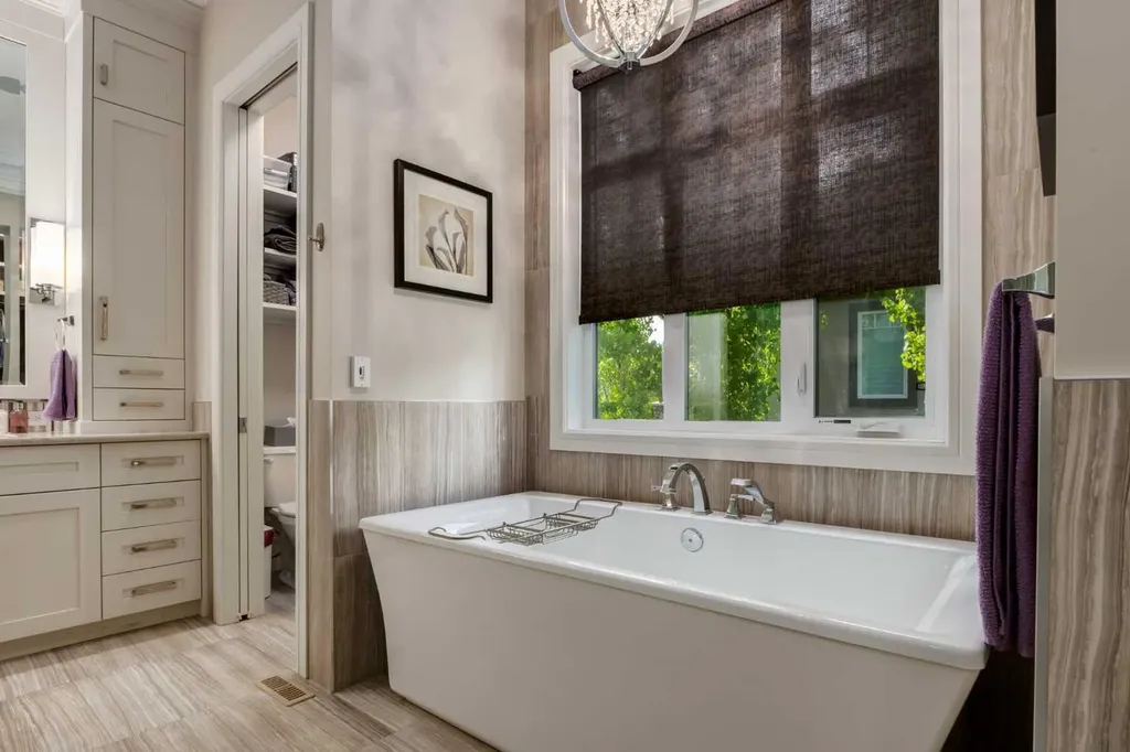 6 Heaver Gate Heritage Pointe AB T1S 4K1
