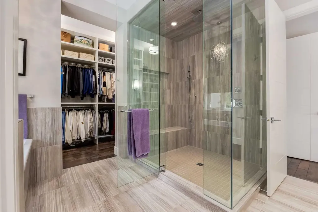 6 Heaver Gate Heritage Pointe AB T1S 4K1