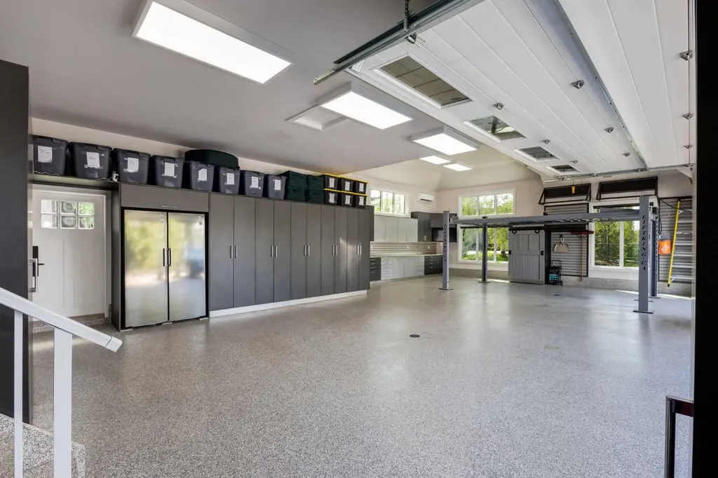 6 Heaver Gate Heritage Pointe AB T1S 4K1