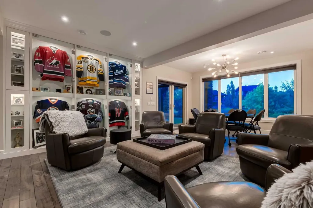 6 Heaver Gate Heritage Pointe AB T1S 4K1