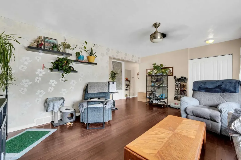 314 Bruce Avenue Carbon AB T0M 0L0