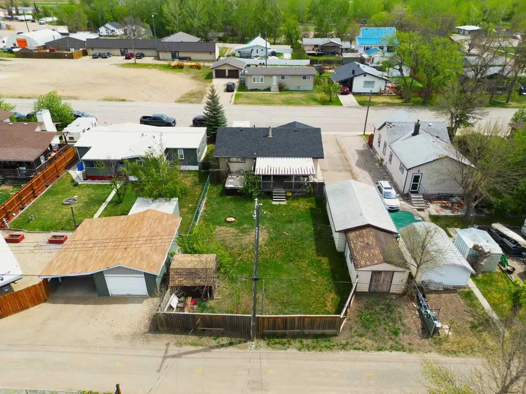 314 Bruce Avenue Carbon AB T0M 0L0