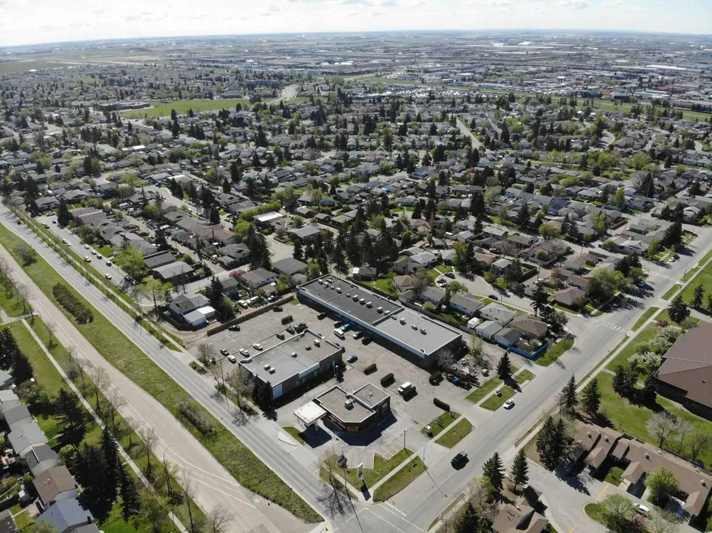 3101 34 Avenue SE Calgary AB T2B 2M6