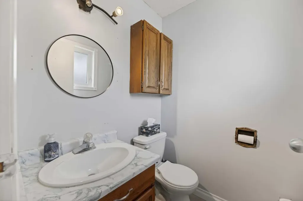 5609 Sherwood Crescent Olds AB T4H 1C5