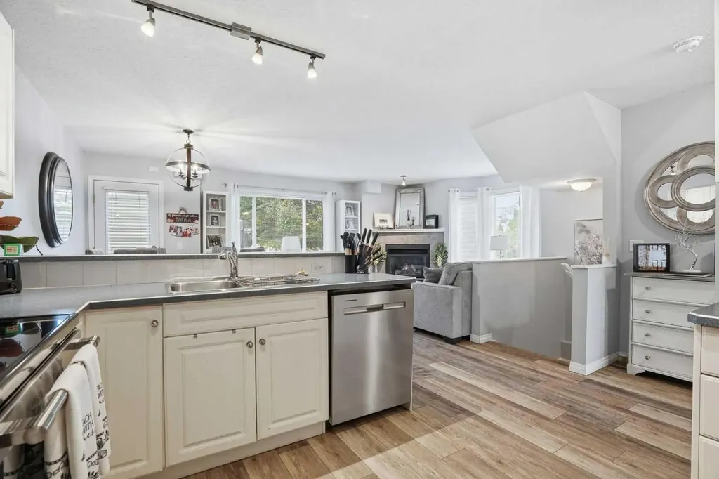 88 Chaparral Ridge Terrace SE Calgary AB T2X 3N6