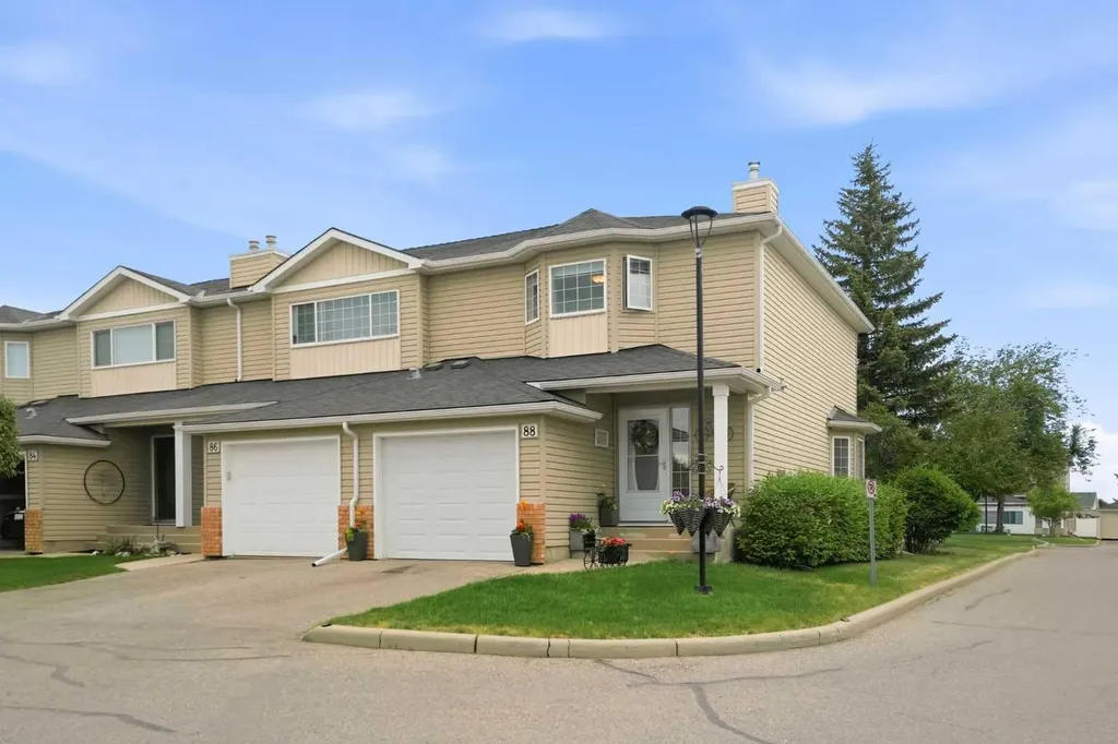 88 Chaparral Ridge Terrace SE Calgary AB T2X 3N6