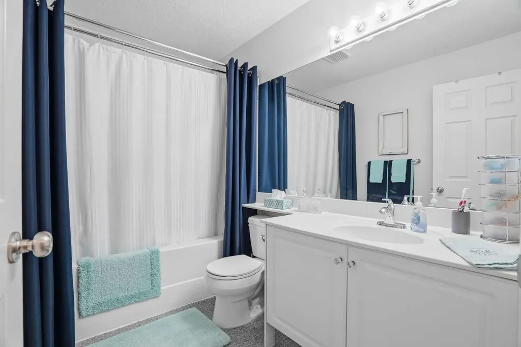 88 Chaparral Ridge Terrace SE Calgary AB T2X 3N6