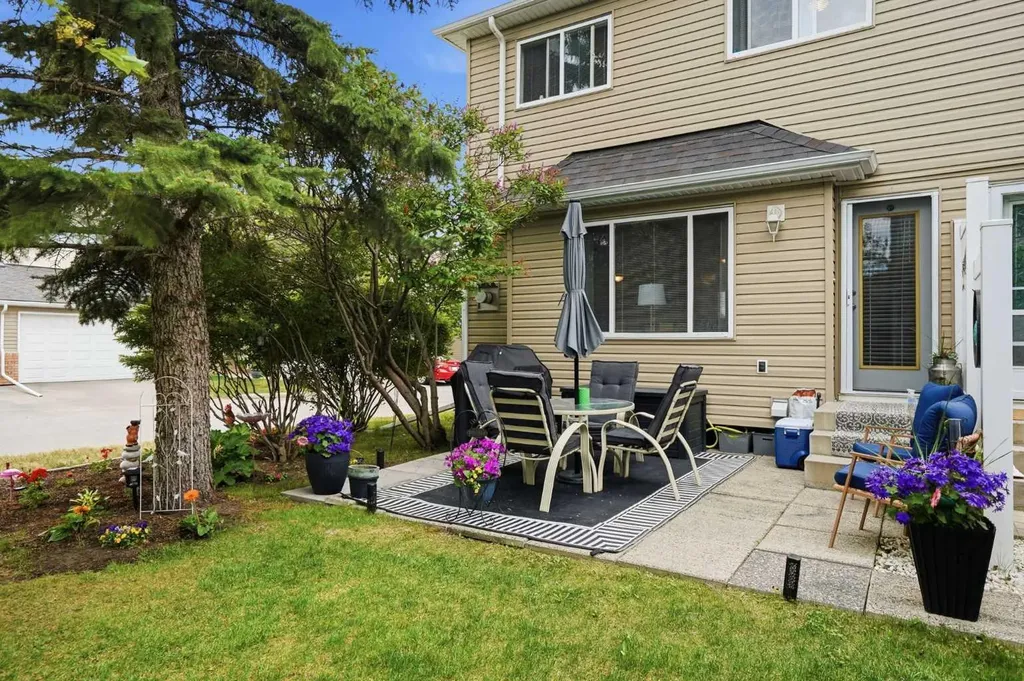 88 Chaparral Ridge Terrace SE Calgary AB T2X 3N6