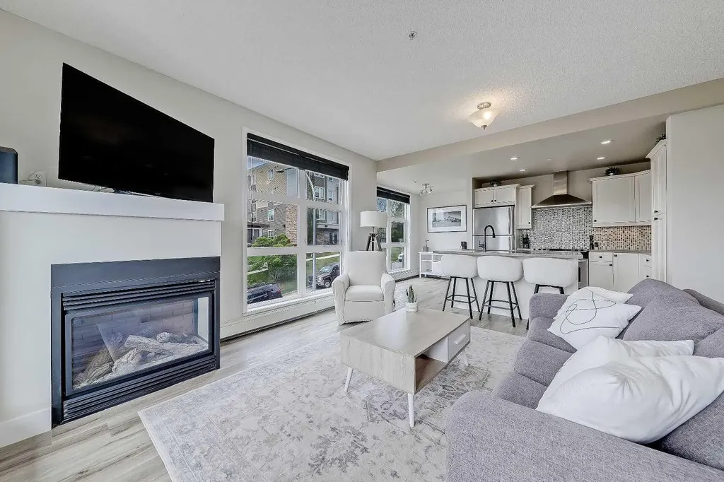 716 5 Street NE Calgary AB T2E 3W8