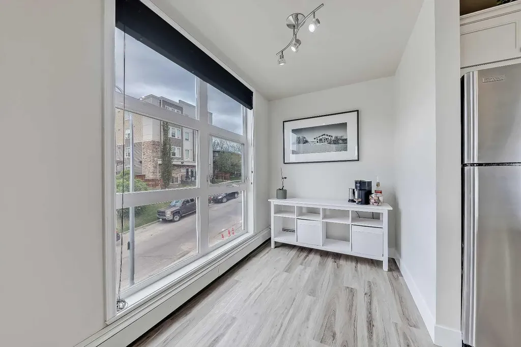 716 5 Street NE Calgary AB T2E 3W8