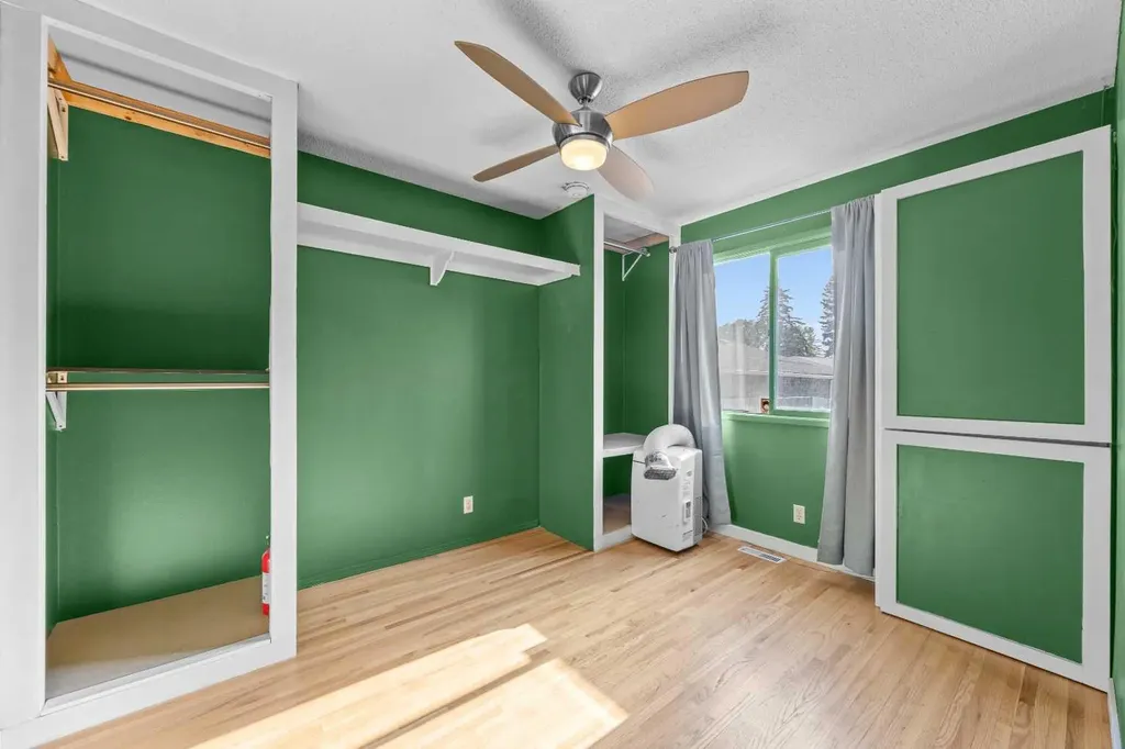 3050 30a Street SE Calgary AB T2B 0S7