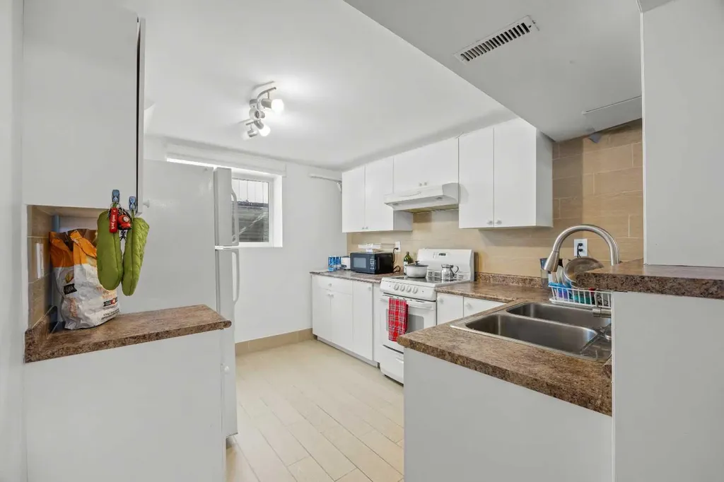3050 30a Street SE Calgary AB T2B 0S7