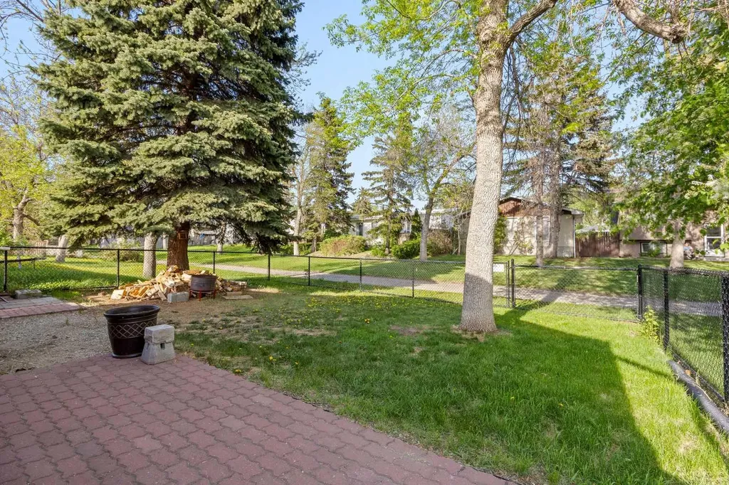 3050 30a Street SE Calgary AB T2B 0S7