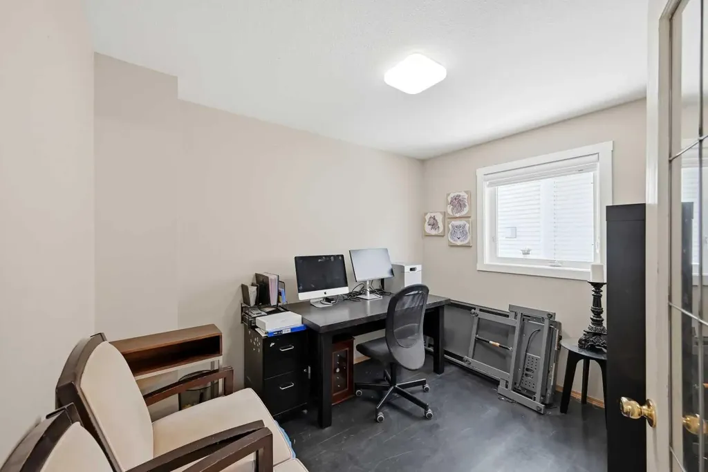 46 Panorama Hills Close NW Calgary AB T3K 5J2