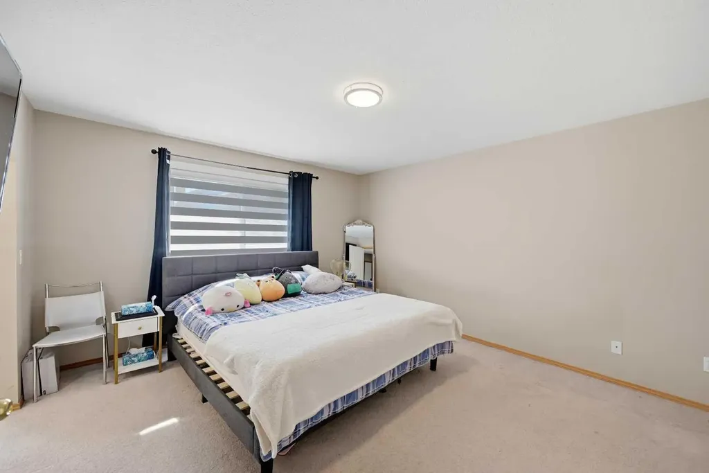 46 Panorama Hills Close NW Calgary AB T3K 5J2