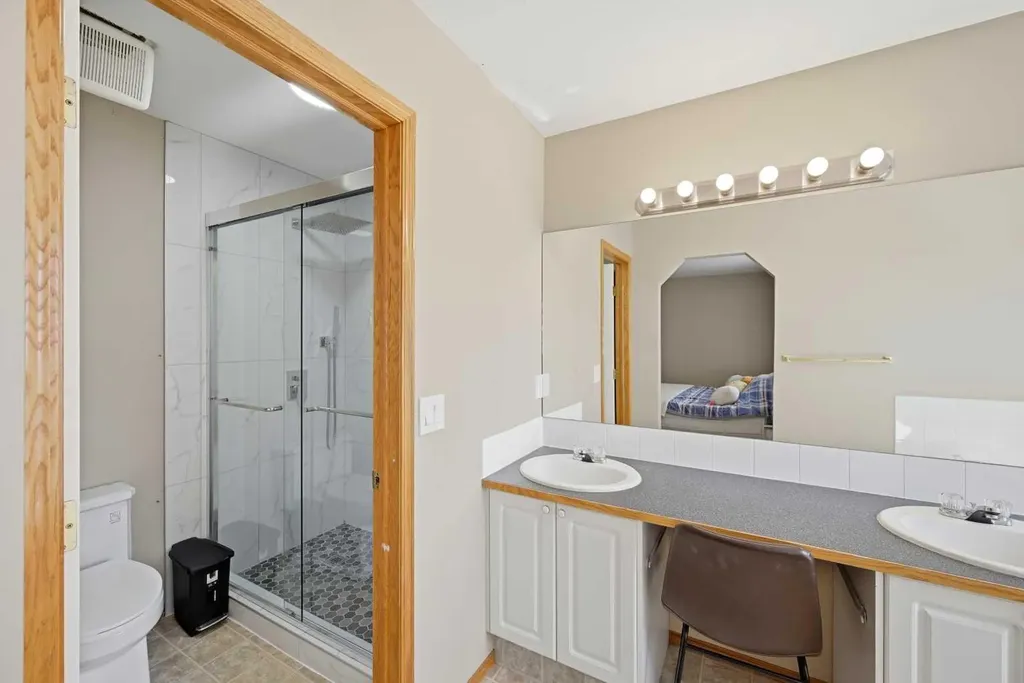 46 Panorama Hills Close NW Calgary AB T3K 5J2