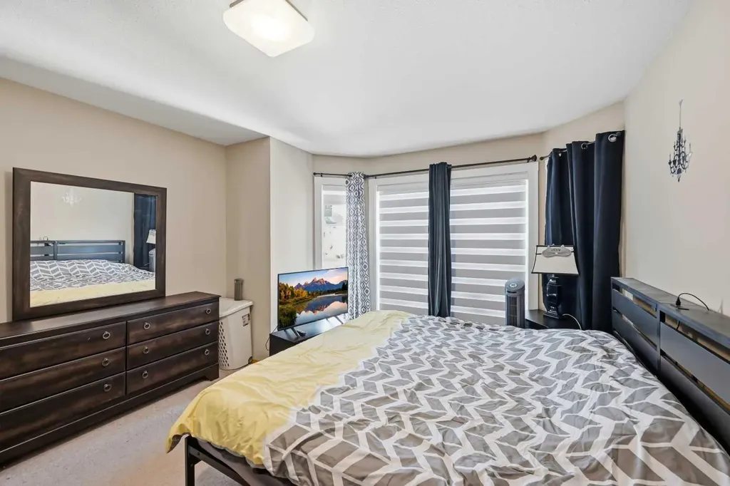 46 Panorama Hills Close NW Calgary AB T3K 5J2