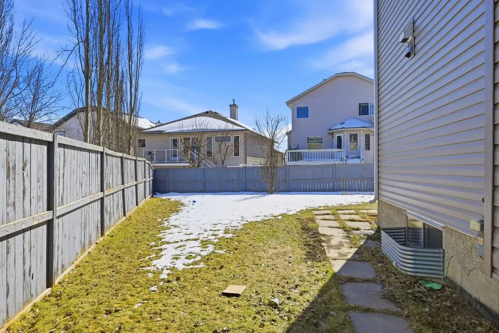 46 Panorama Hills Close NW Calgary AB T3K 5J2