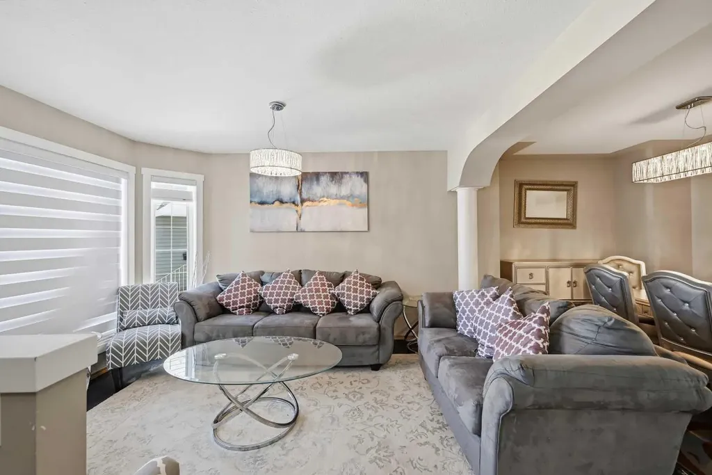 46 Panorama Hills Close NW Calgary AB T3K 5J2