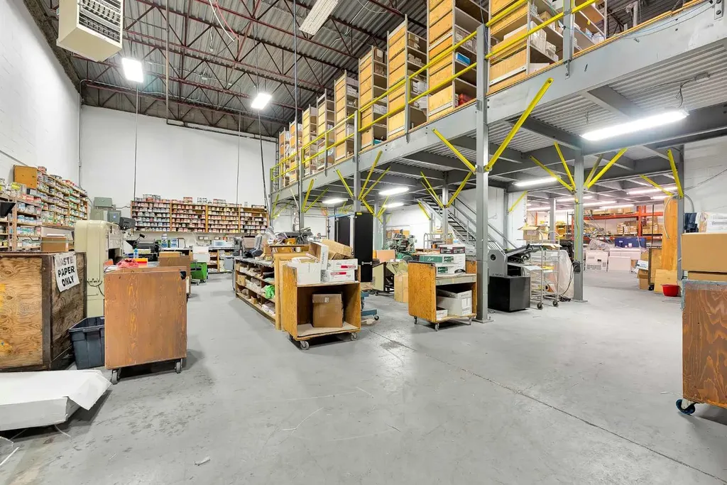 3510 27 Street NE Calgary AB T1Y 5E2