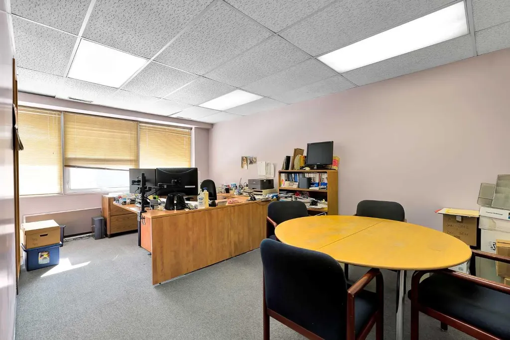 3510 27 Street NE Calgary AB T1Y 5E2