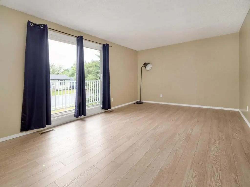 269 Laval Boulevard W Lethbridge AB T1K 4E2